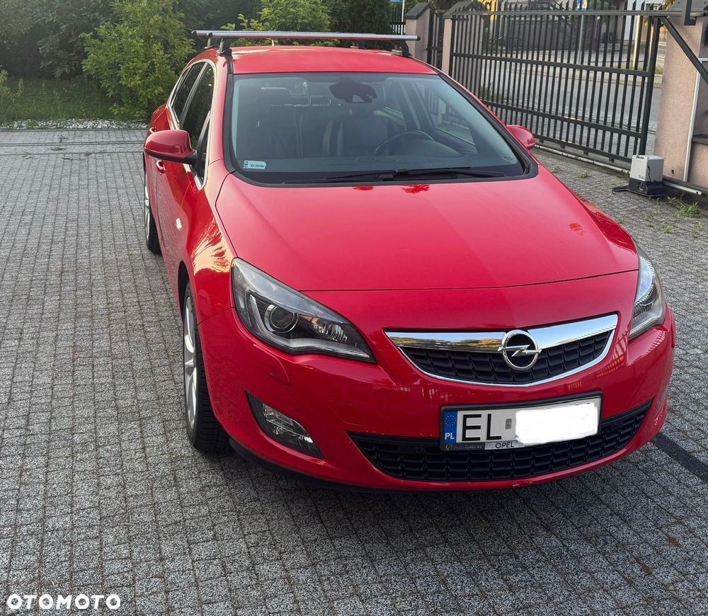 Opel Astra 1.6 T Cosmo - 2