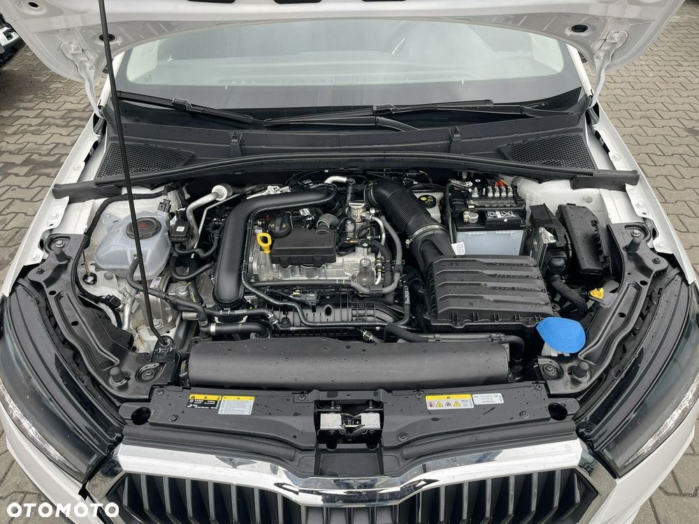 Skoda Fabia 1.0 TSI Ambition - 11