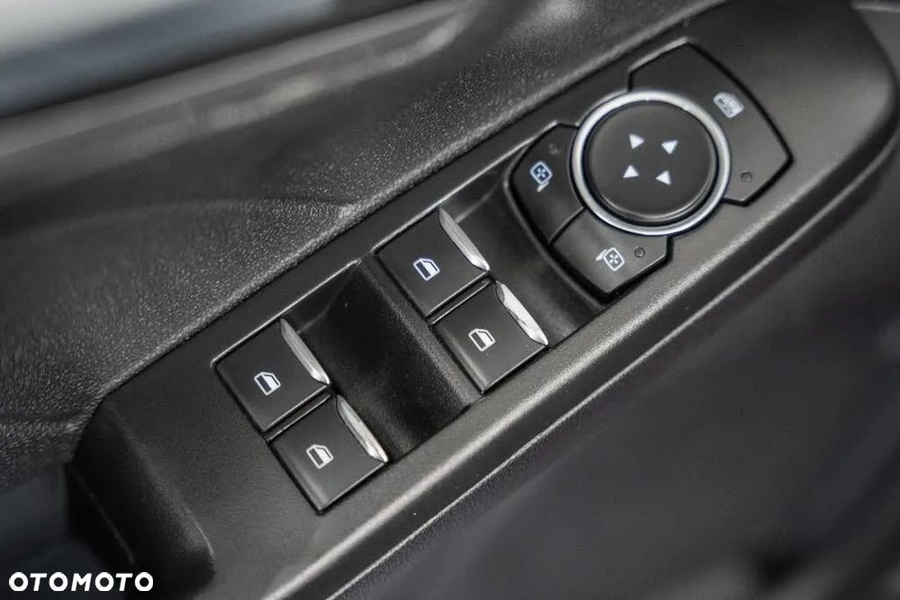 Ford Escape 2.0 EcoBoost AWD Titanium - 35