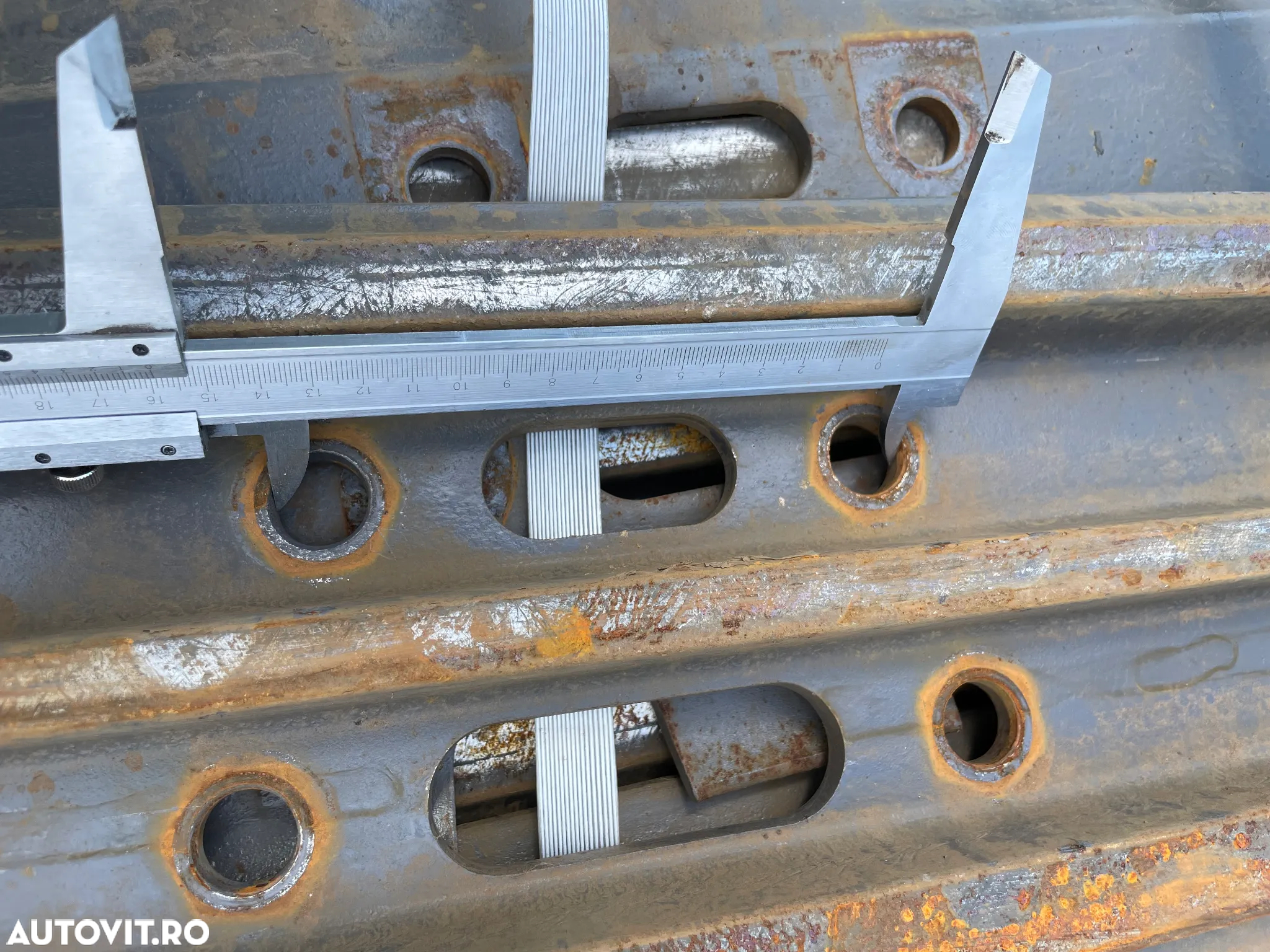 Papucii de senile 700mm pentru excavatoarele de 18-30 tone - 5