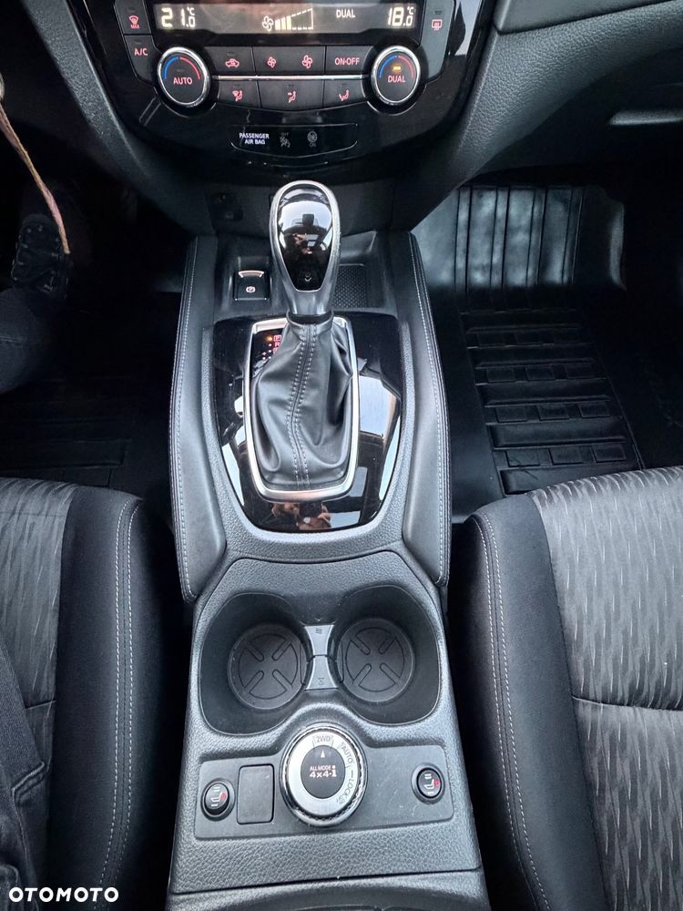 Nissan X-Trail 1.7 dCi ALL-MODE 4x4i Xtronic Tekna - 31