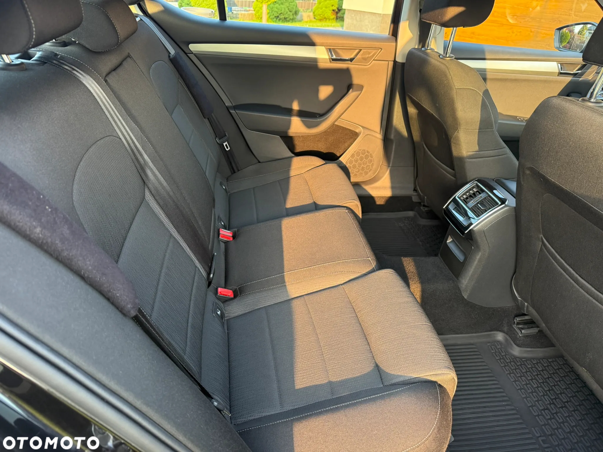 Skoda Superb 1.4 TSI ACT Ambition - 9