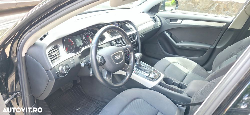 Audi A4 Avant 2.0 TDI quattro Stronic - 5
