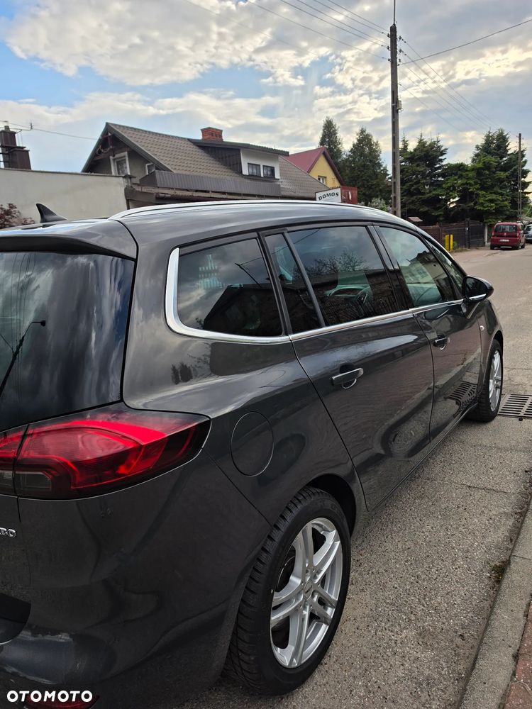 Opel Zafira 1.6 T SIDI Cosmo S&S - 10