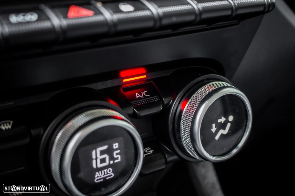 Renault Zoe (c/ Bateria) EV 50 110hp Equilibre - 25