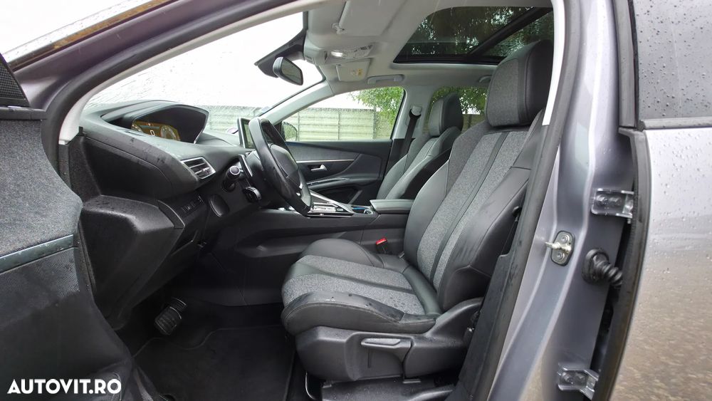 Peugeot 3008 1.2 PureTech 130 EAT8 Allure Pack - 12