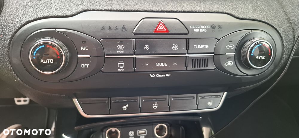 Kia Sorento 2.2 CRDI L - 13