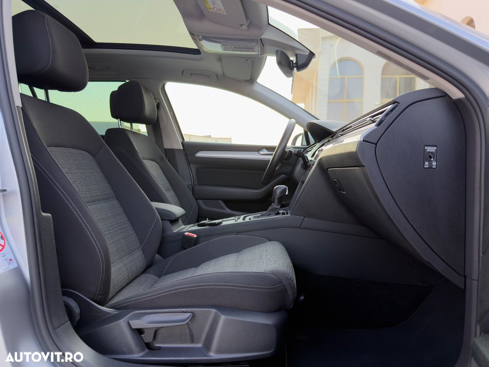 Volkswagen Passat 2.0 TDI SCR DSG Business - 31