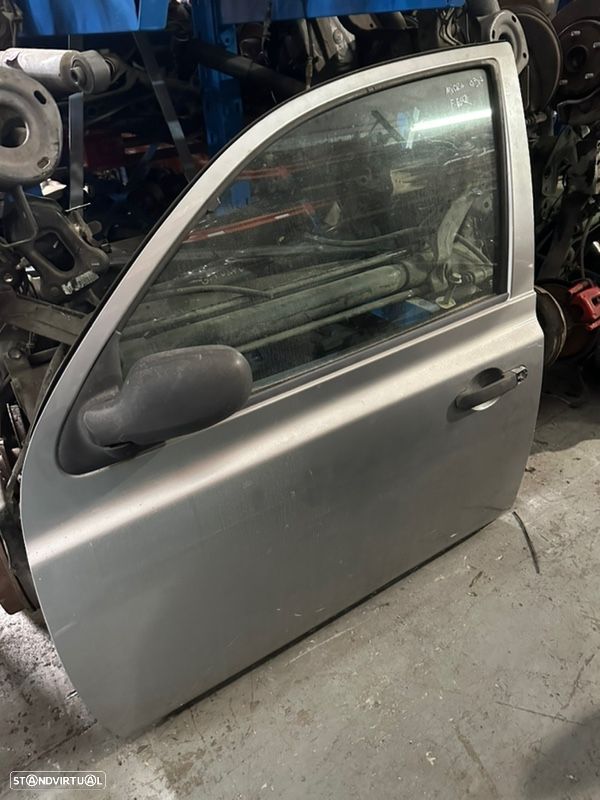 Porta frente esquerda Nissan Micra 2004 K12 - 1