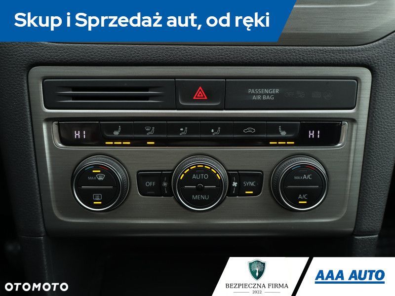 Volkswagen Golf Sportsvan - 15