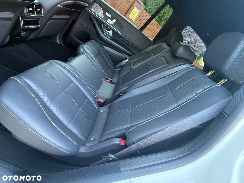 Mercedes-Benz GLS - 18