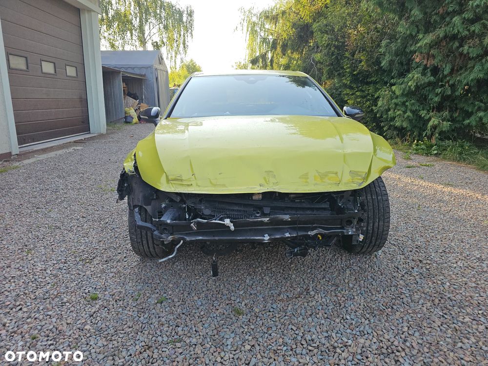 Volkswagen Golf - 2