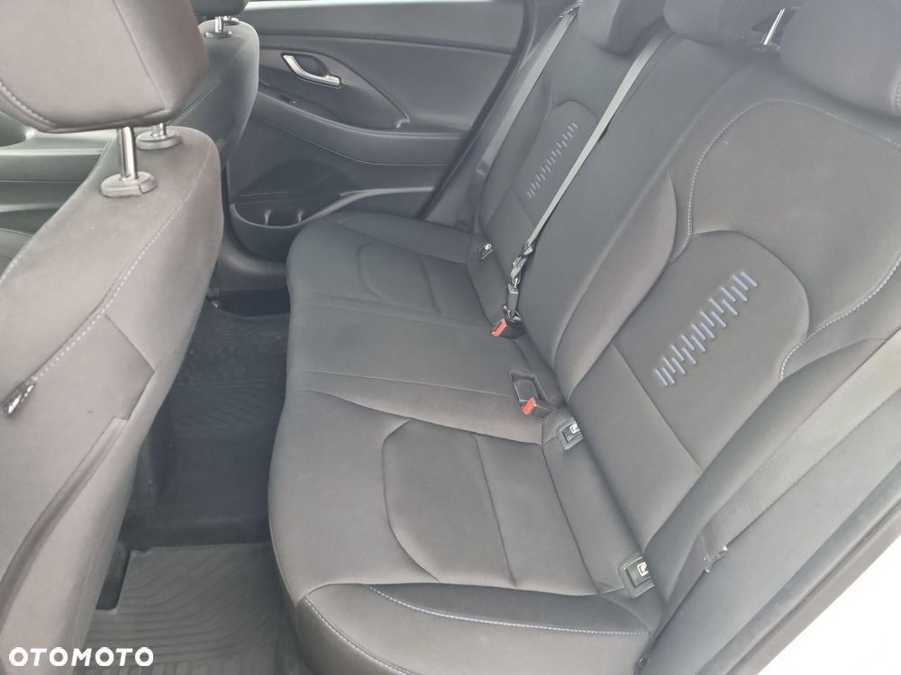 Hyundai i30 1.0 T-GDI GO - 13