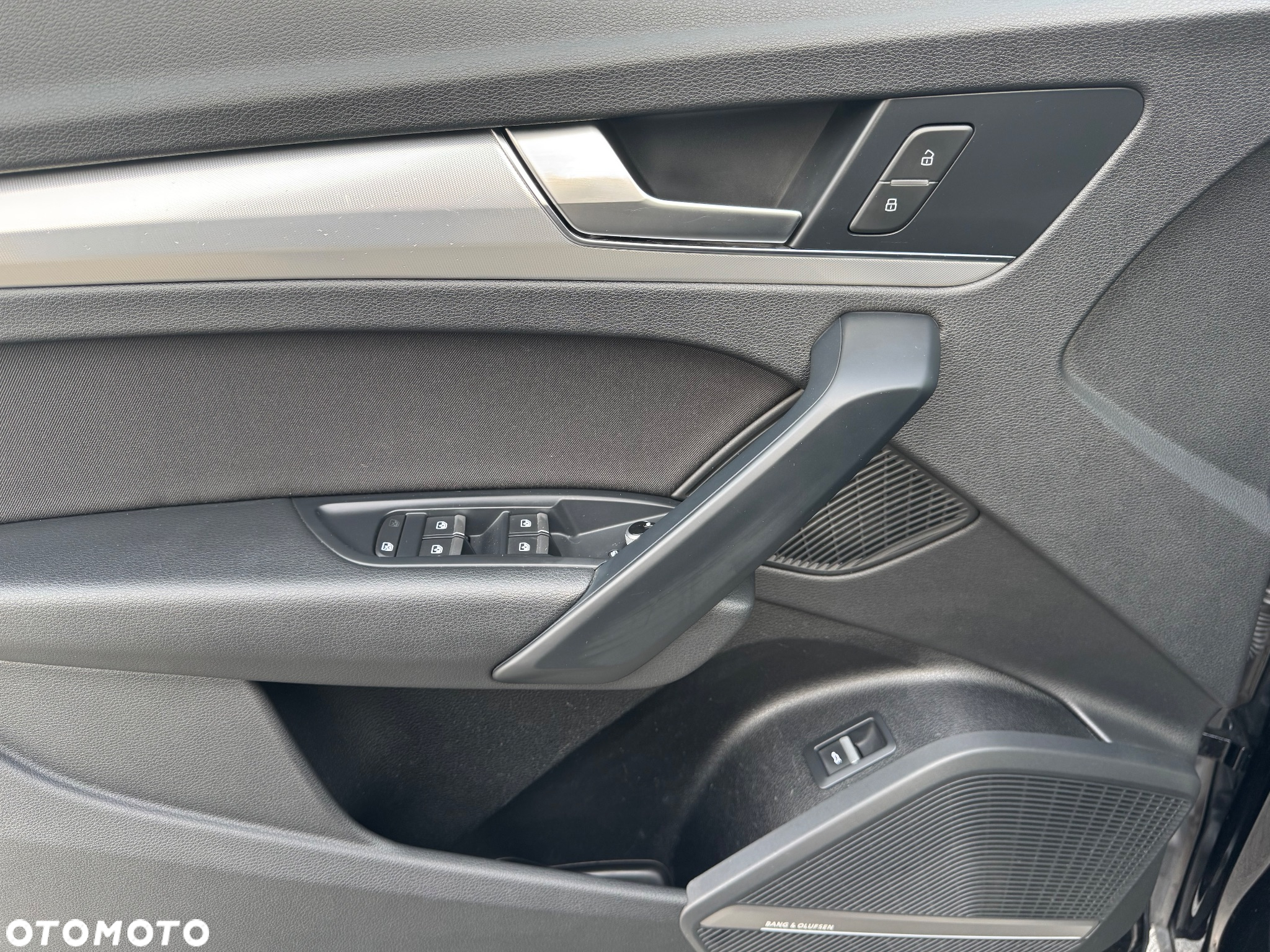 Audi Q5 40 TDI quattro S tronic sport - 11
