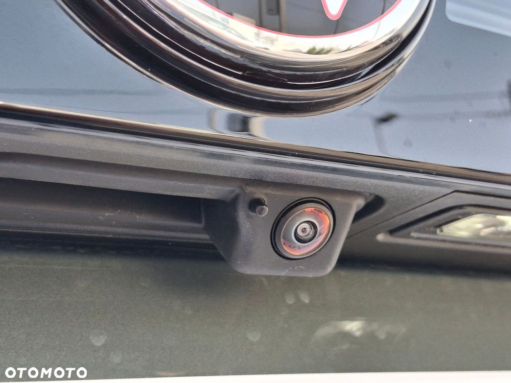 Volkswagen Tiguan - 9