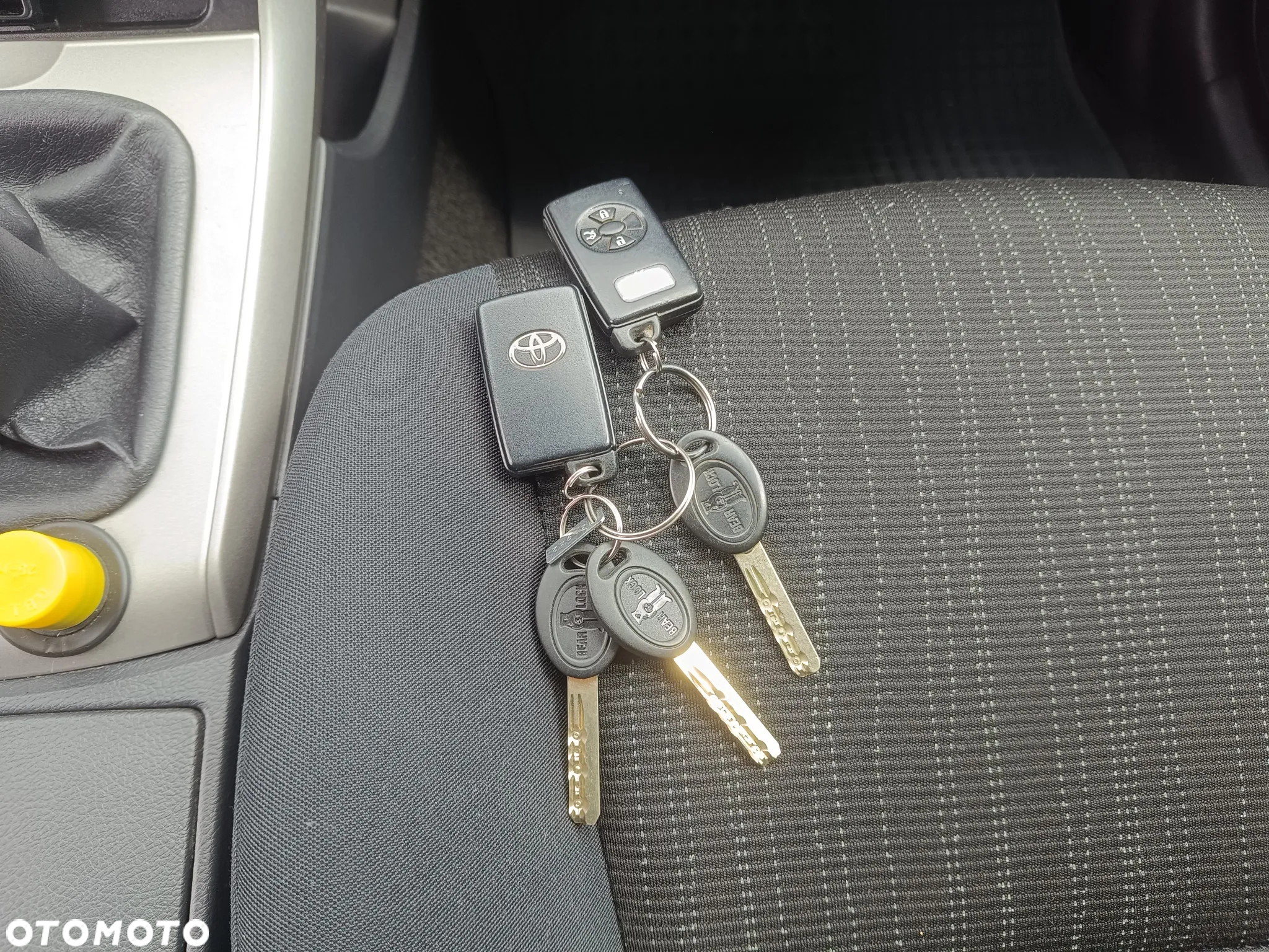 Toyota Corolla 1.6 VVT-i Premium - 9