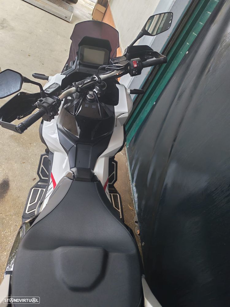 Honda X-ADV 750 - 13