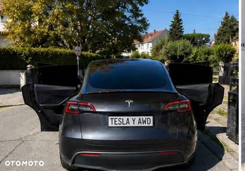 Tesla Model Y - 4