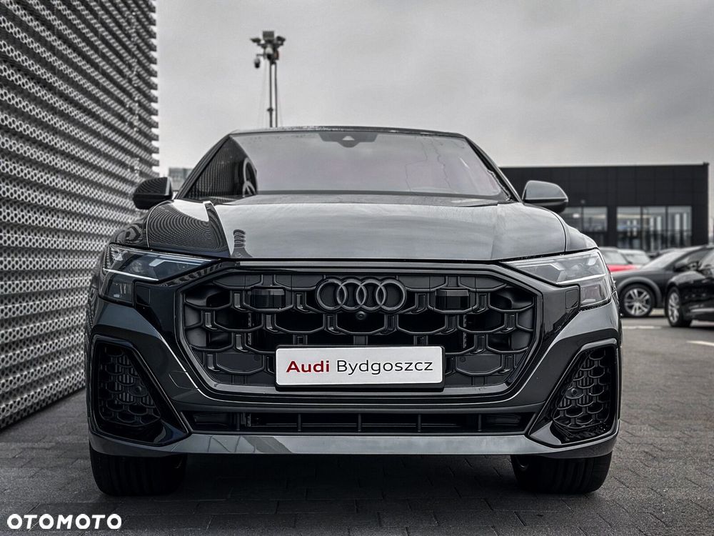 Audi Q8 - 14