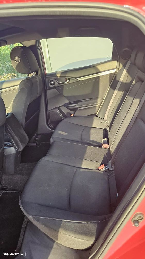 Honda Civic 1.5 i-VTEC Turbo CVT Sport Plus - 16