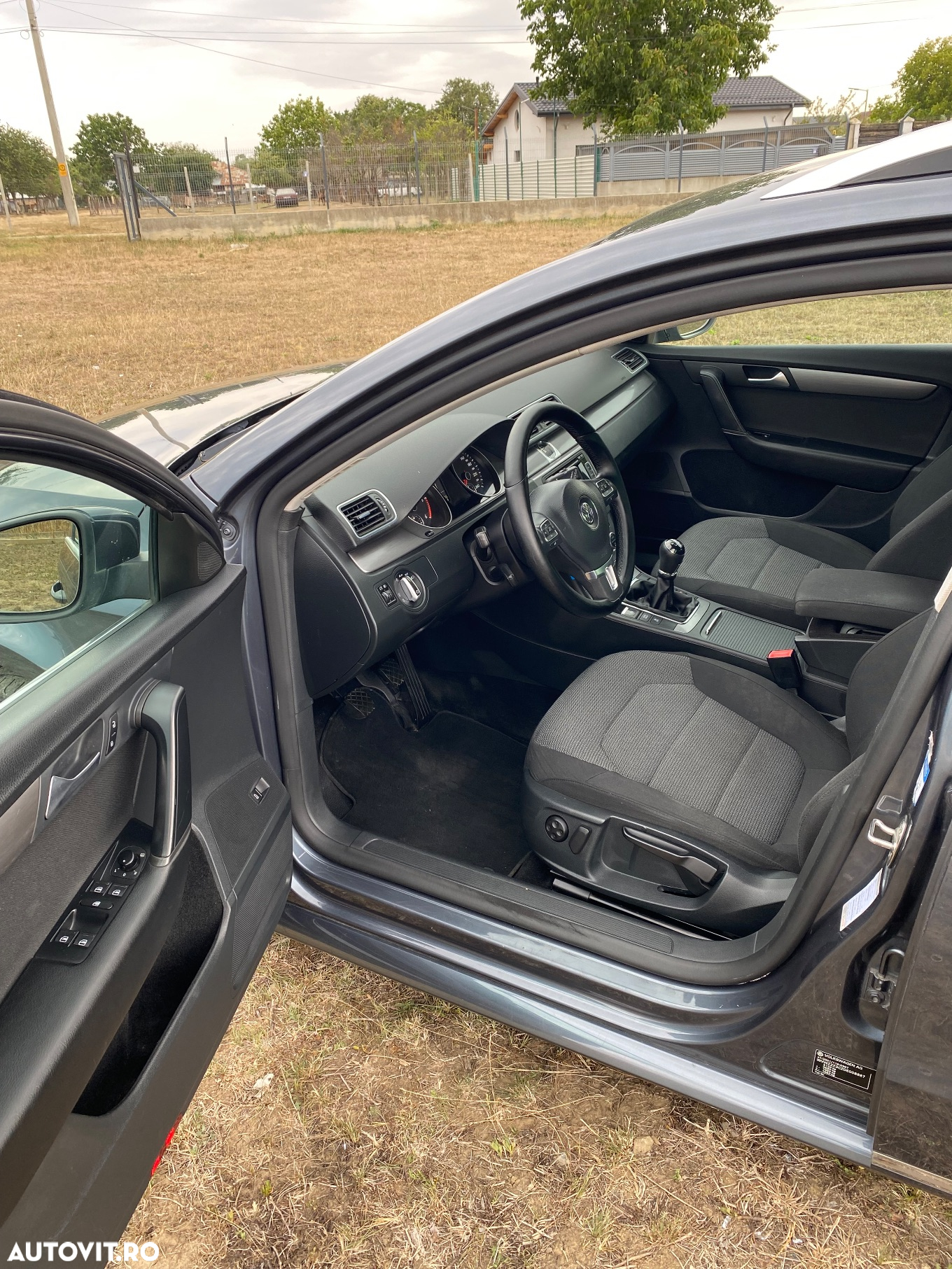 Volkswagen Passat Variant 1.6 TDI BlueMotion - 12