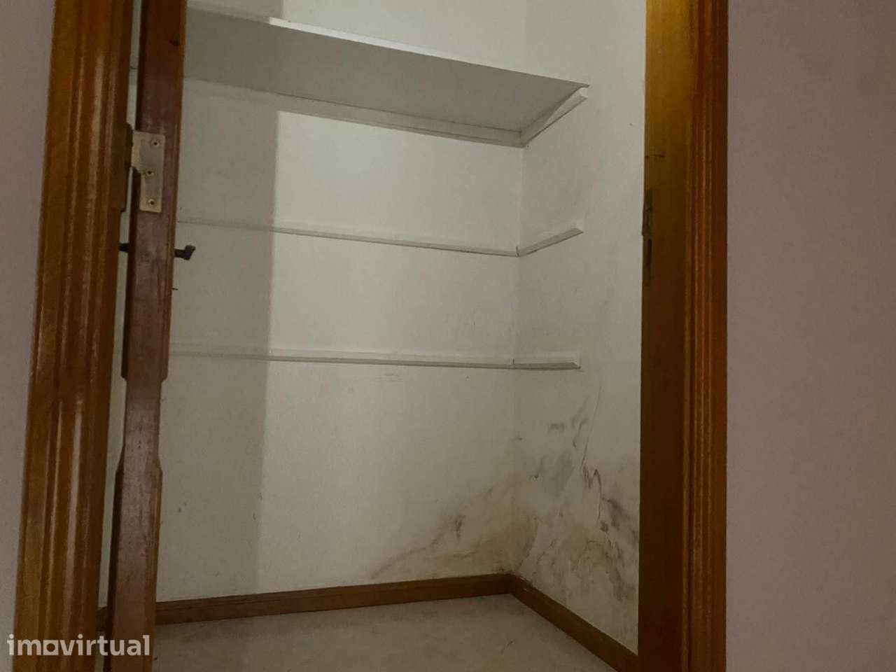 Vende T2 Rio de Mouro ( Fitares ) - Grande imagem: 5/30