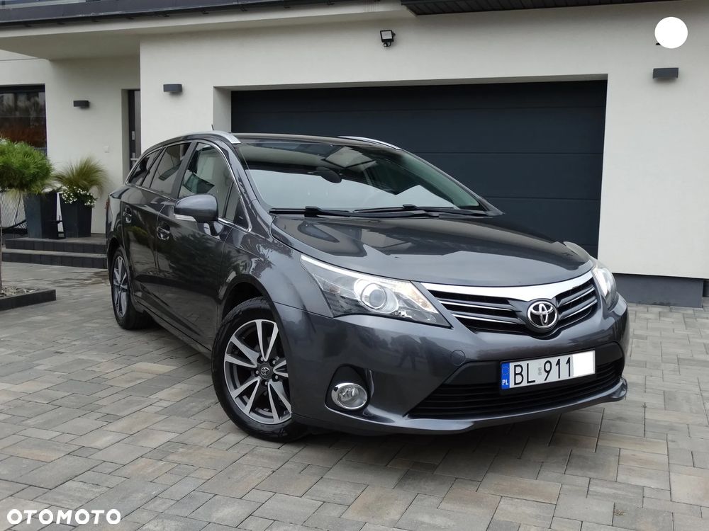 Toyota Avensis Combi 1.8 Business Edition - 22