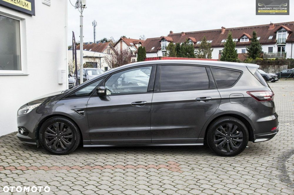 Ford S-Max - 19