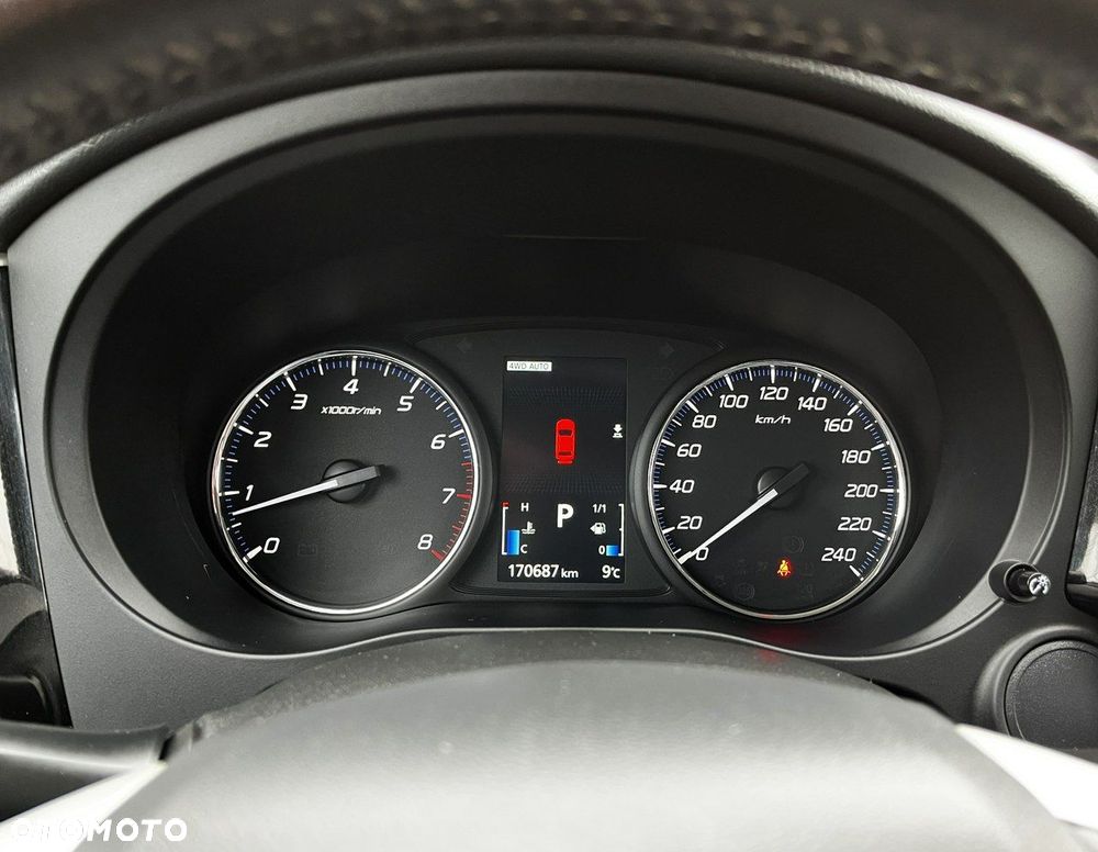 Mitsubishi Outlander 2.0 Instyle + 4WD CVT - 22