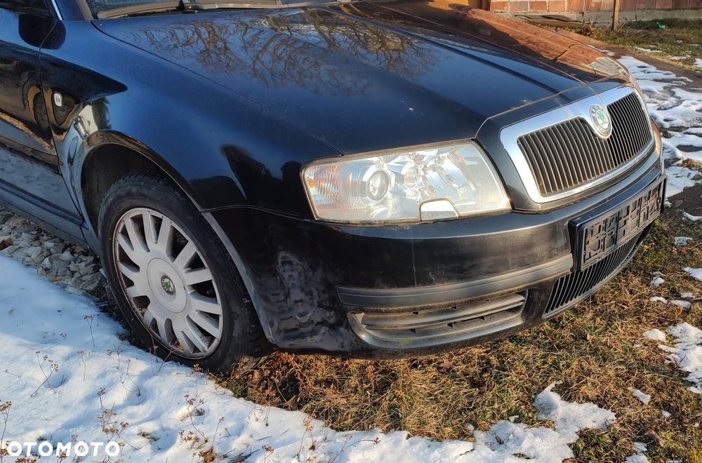 Skoda Superb lampa maska drzwi klapa zderzak - 4