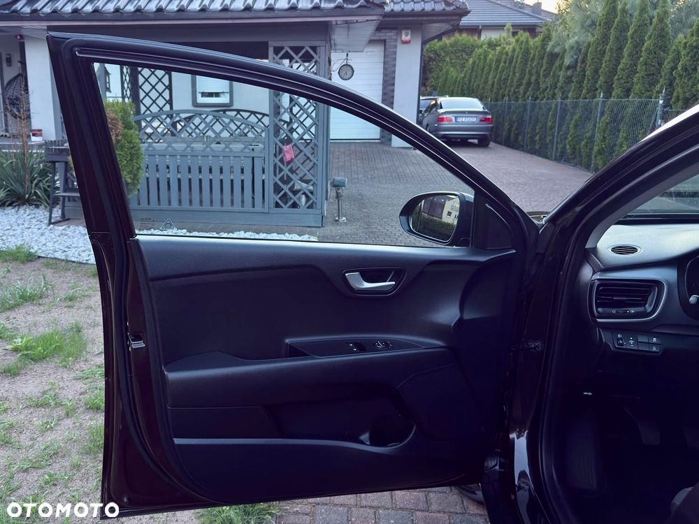 Kia Stonic 1.2 L - 12