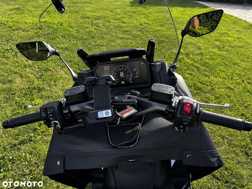 Yamaha Tmax - 6