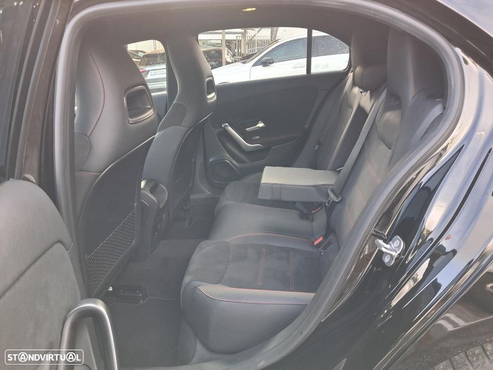 Mercedes-Benz A 250 - 12