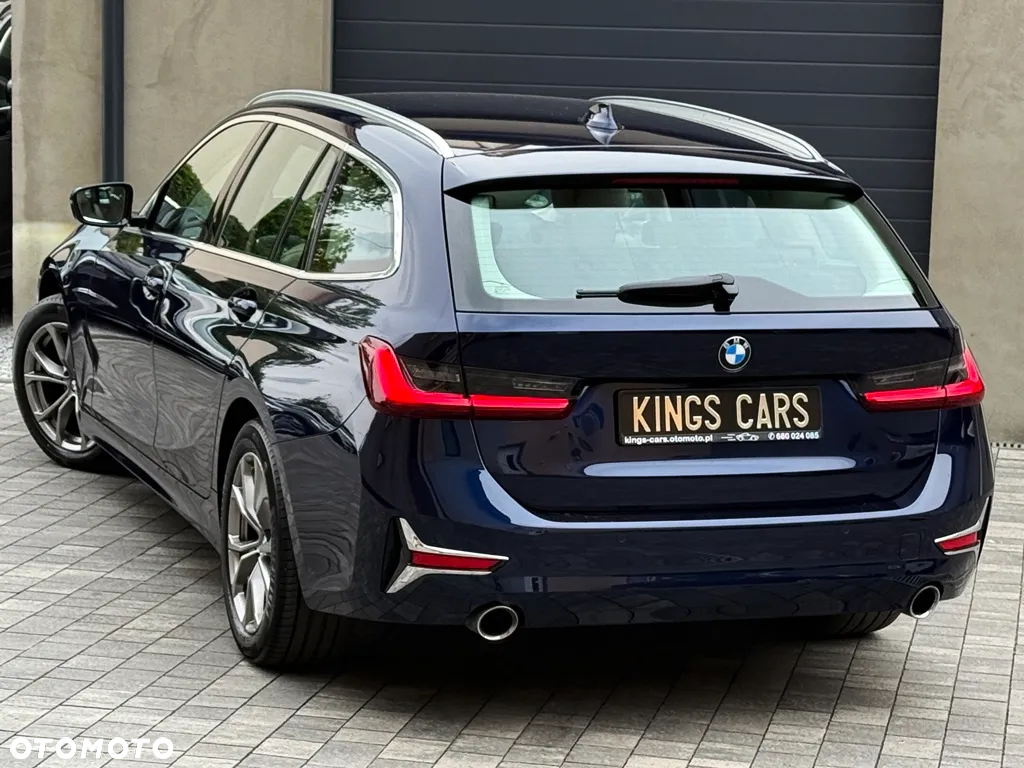 BMW Seria 3 320d Touring Luxury Line - 25