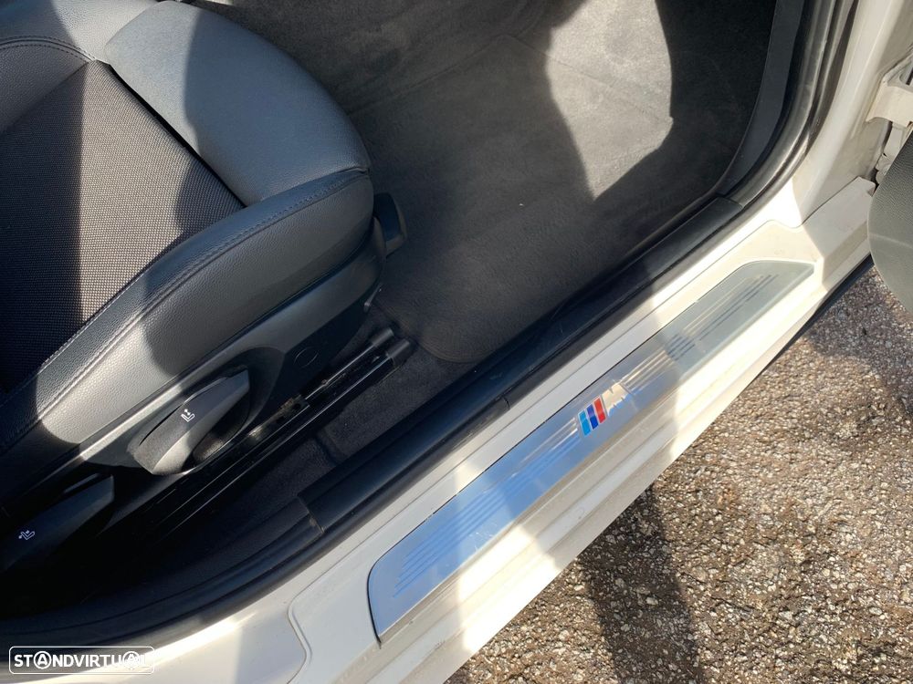 BMW 118 d Pack M - 20