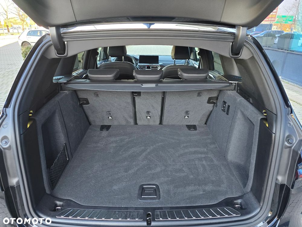 BMW X3 xM50 mHEV - 13