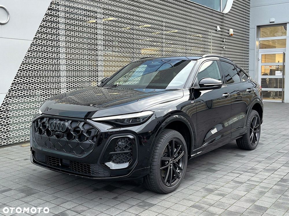 Audi Q5 Sportback - 8