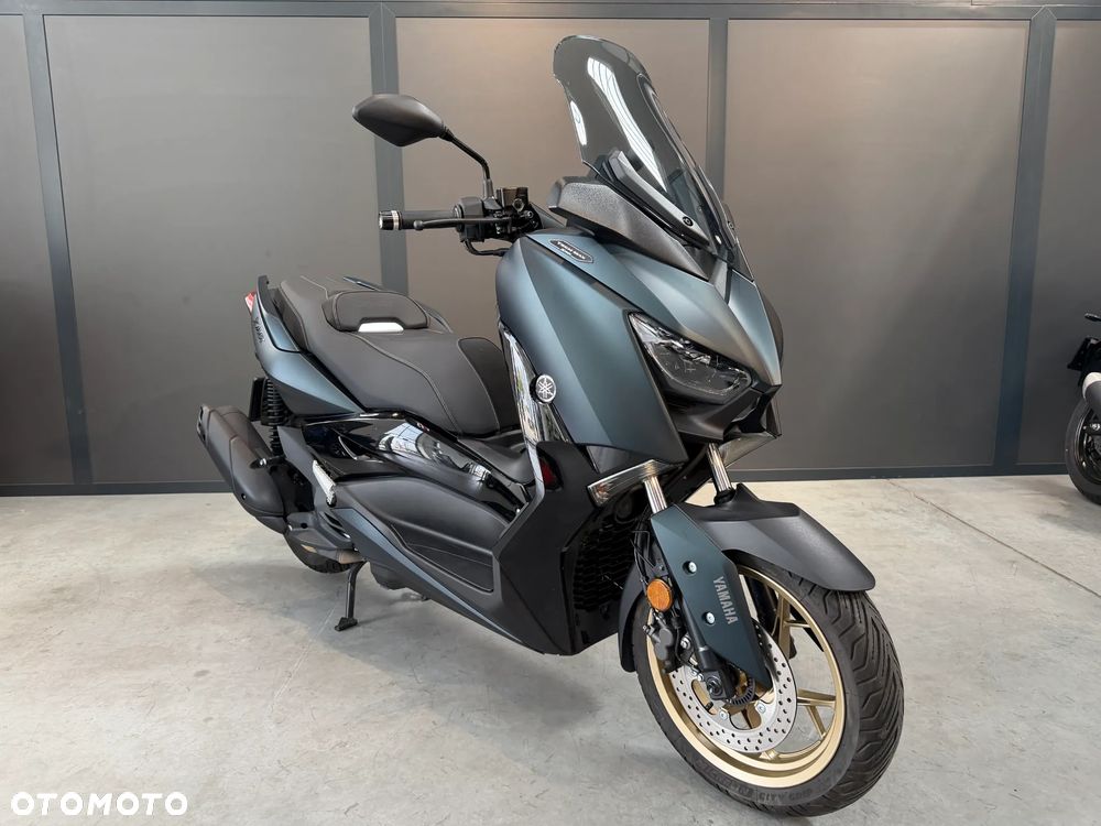 Yamaha X-max - 5