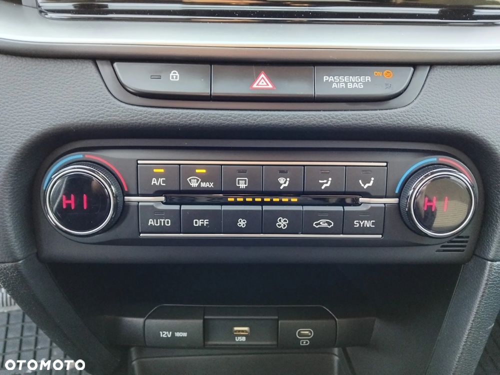 Kia XCeed 1.5 T-GDI M DCT - 17