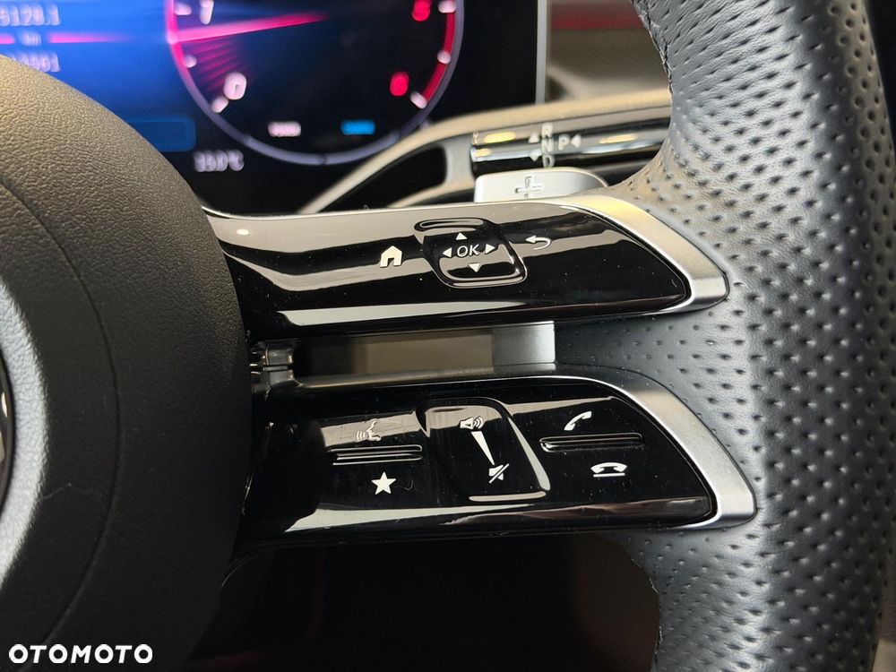 Mercedes-Benz GLC - 14