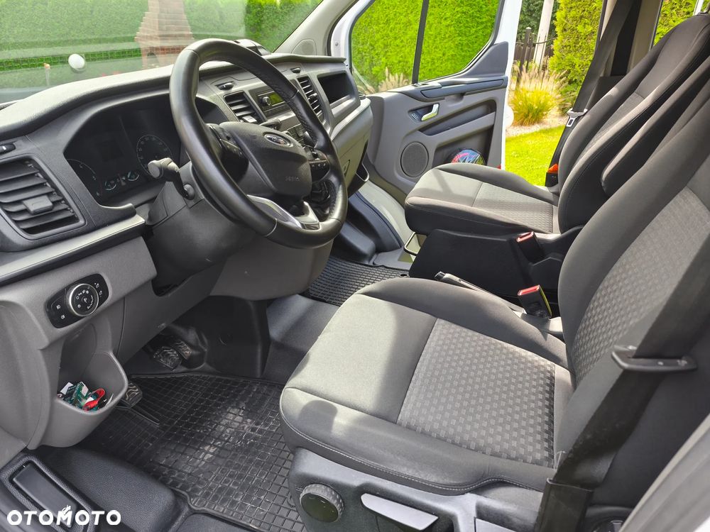 Ford TRANSIT CUSTOM - 22