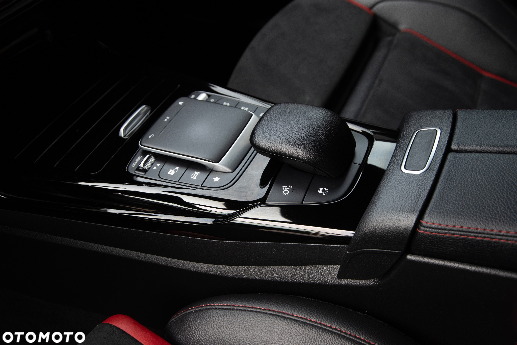 Mercedes-Benz Klasa A 45 S AMG 4-Matic 8G-DCT - 36