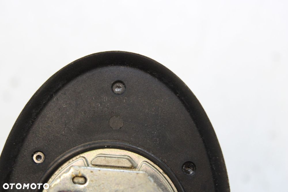 ANTENA GPS GSM MERCEDES ACTROS MP4 A0048209175 - 4