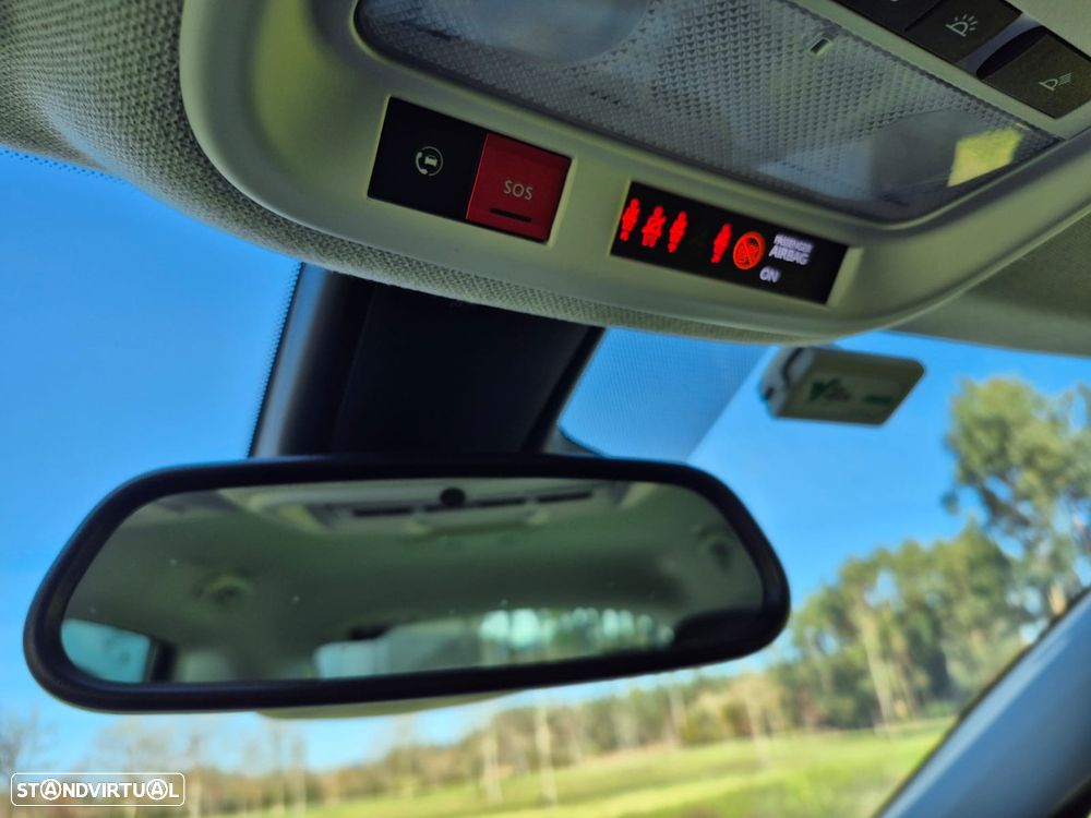 Opel Crossland X 1.2 T 120 Anos - 17