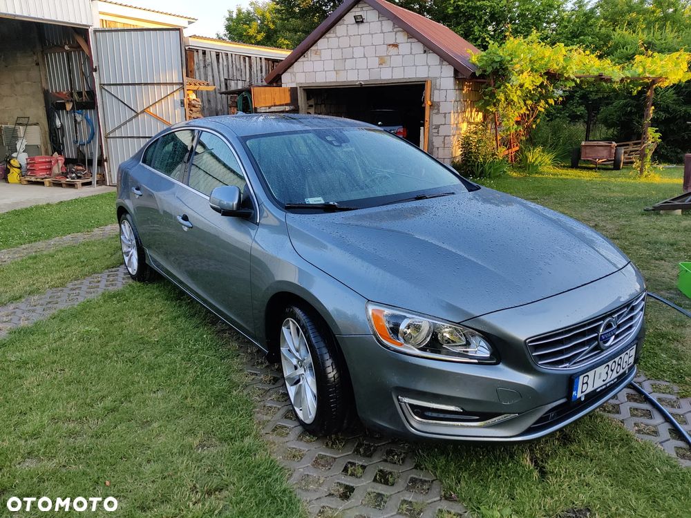 Volvo S60 - 3