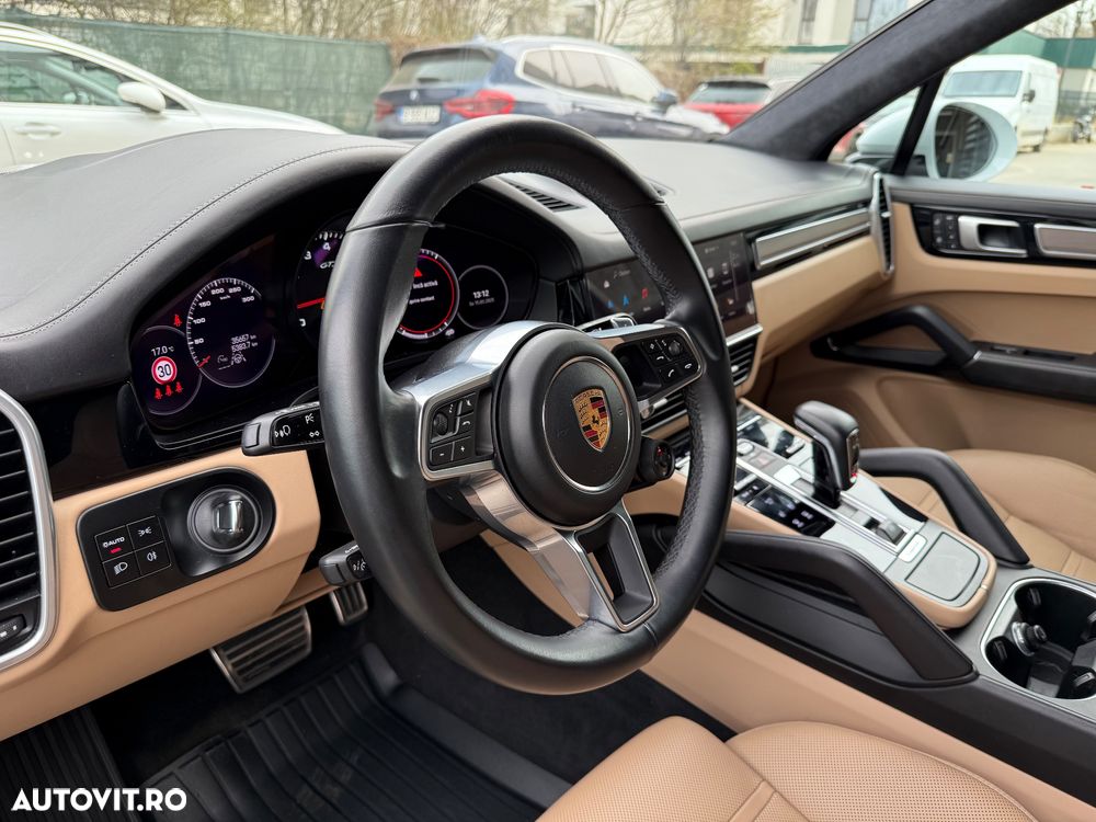 Porsche Cayenne S - 18