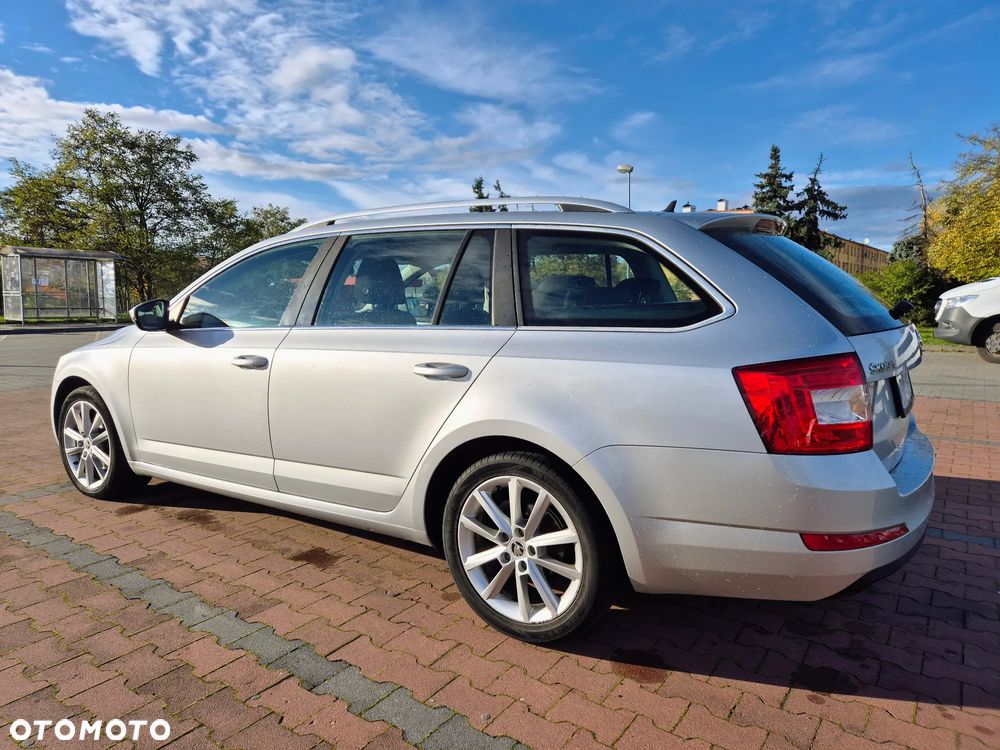 Skoda Octavia 2.0 TDI Style DSG - 4