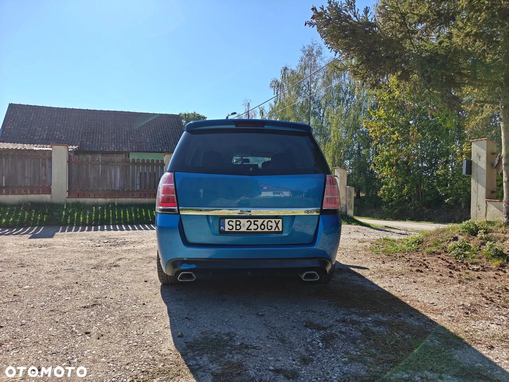 Opel Zafira 2006 photo 4