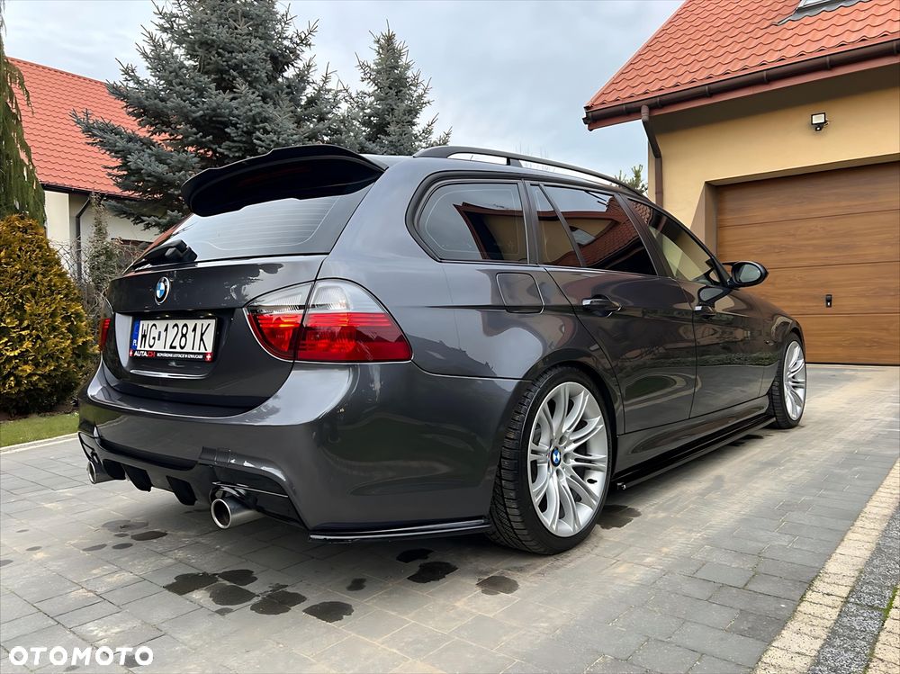 BMW Seria 3 330i Edition Sport - 8