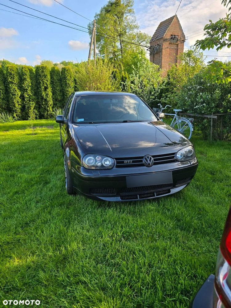 Volkswagen Golf - 13
